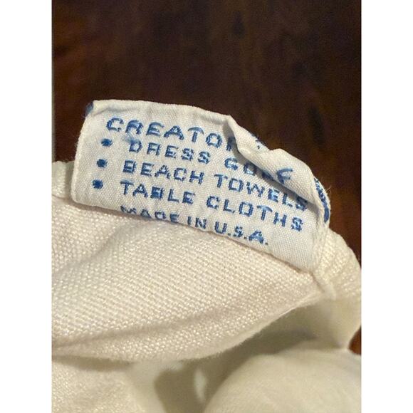 Yellow Hibiscus California Hand Prints Vtg Tablecloth 65" x 51" Made USA Cotton - Picture 3 of 10